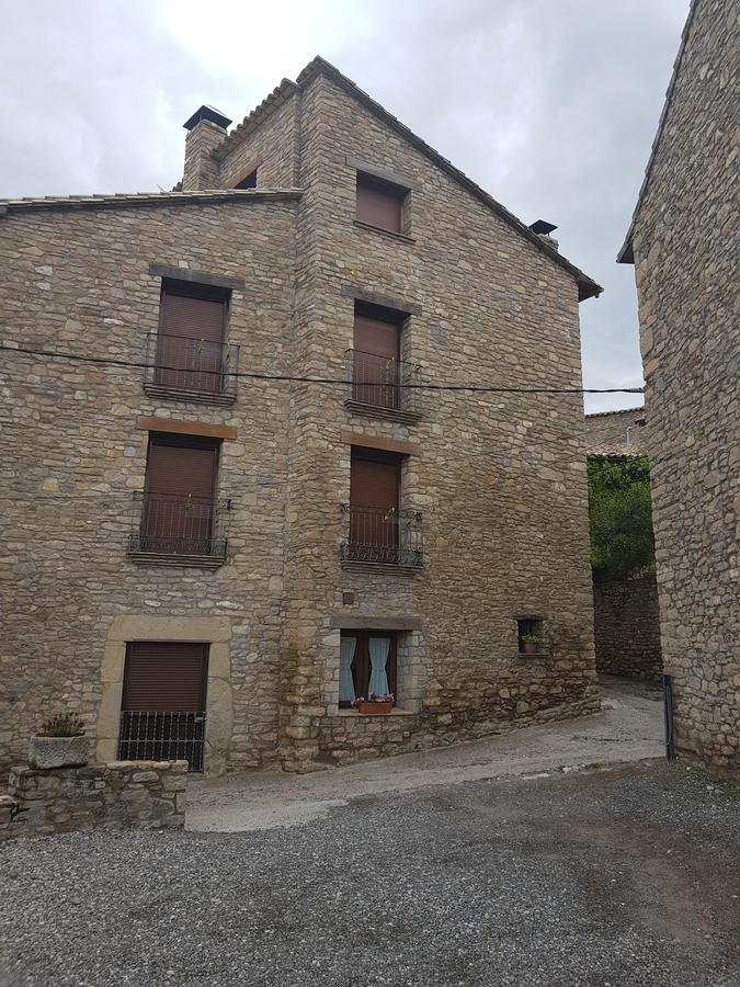 Gasthaus Casa Simon Roda de Isábena Exterior foto